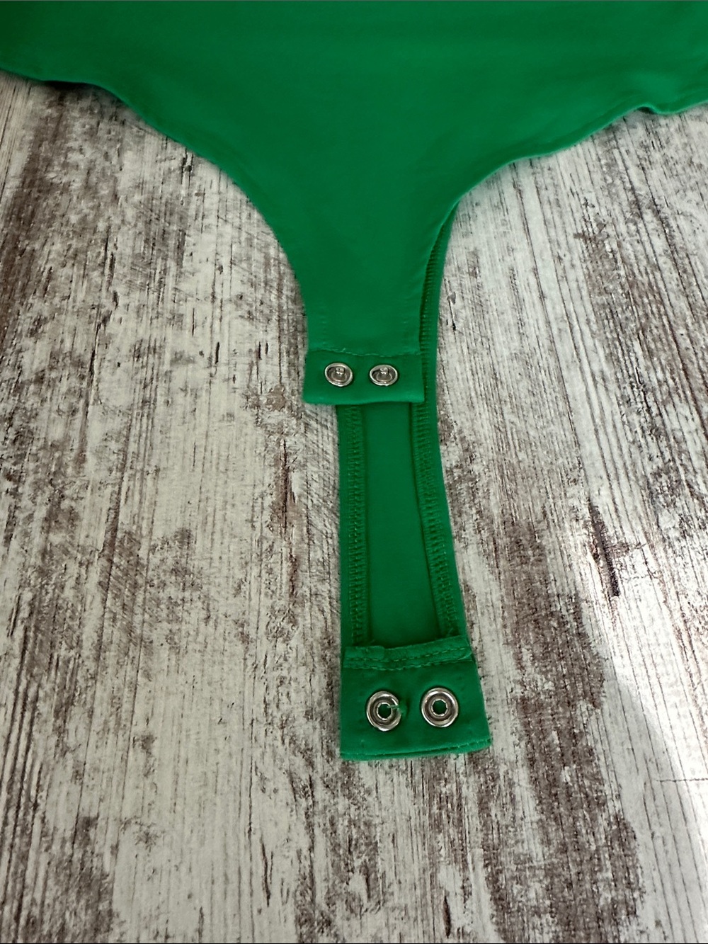 ReoRia Emerald Green Criss Cross Shoulder Bodysuit - Picture 6 of 9